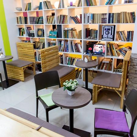 Хостел 689Capsulehotel&Coffee Almatı Dış mekan fotoğraf