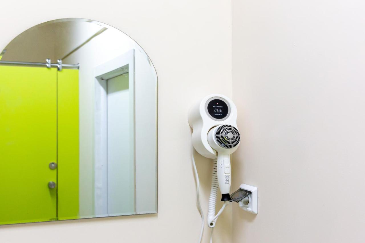 Хостел 689Capsulehotel&Coffee Almatı Dış mekan fotoğraf