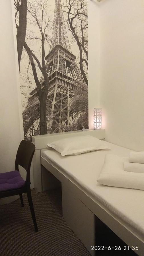 Хостел 689Capsulehotel&Coffee Almatı Dış mekan fotoğraf